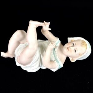 Vintage Piano Baby Andrea by Sadek Bisque Porcelain Japan Excellent